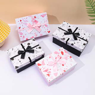 China Manufacturer Wholesale Custom Logo Printing Christmas Gift Box
